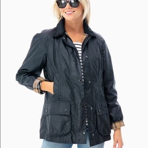 Barbour Beadnell Wax Jacket in Navy Size 4